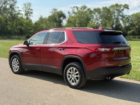 Used 2021 Chevrolet Traverse LT AWD/4WD image 5