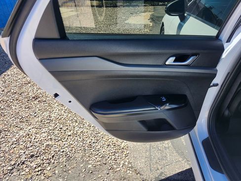 Used 2021 Kia K5 GT-Line image 16