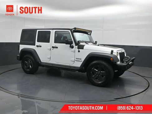 Used 2017 Jeep Wrangler Unlimited Sport w/ Quick Order Package 24S AWD/4WD image 4