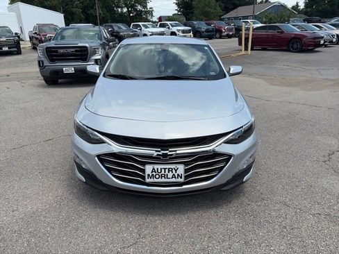 Used 2019 Chevrolet Malibu LT FWD image 9