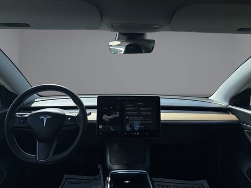 Used 2021 Tesla Model 3 Standard Range Plus image 36