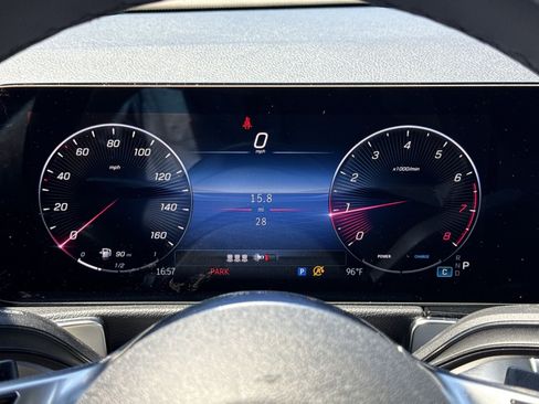 Used 2026 Mercedes-Benz GLB 250 image 20
