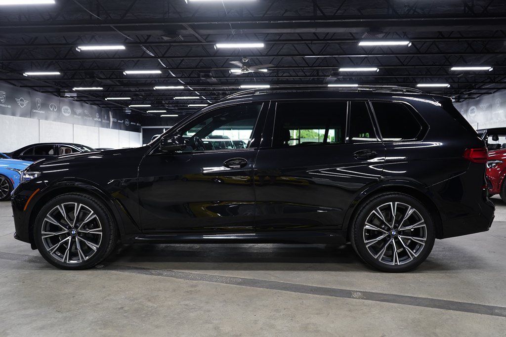 Used 2022 BMW X7 M50i w/ Executive Package AWD/4WD image 2