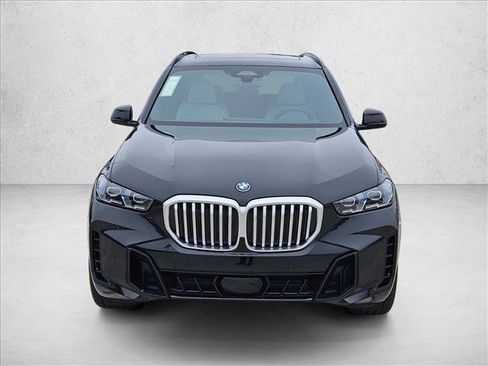 Used 2026 BMW X5 xDrive50e w/ M Sport Package AWD/4WD image 2