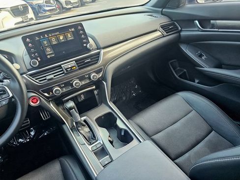 Used 2019 Honda Accord Sport image 34