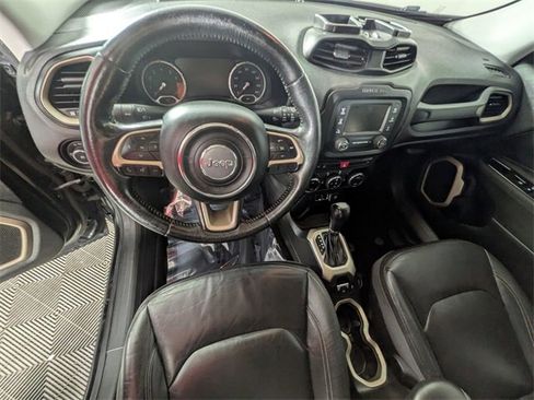 Used 2015 Jeep Renegade Limited image 11