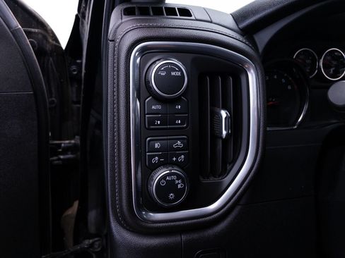 Used 2020 Chevrolet Silverado 1500 LT Trail Boss AWD/4WD image 10