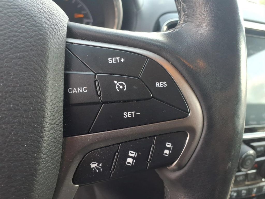 Used 2020 Jeep Grand Cherokee High Altitude AWD/4WD image 20