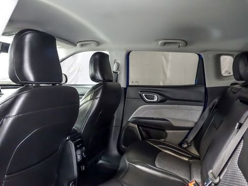 Used 2022 Jeep Compass Latitude image 15