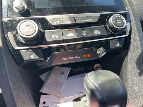 Used 2020 Honda Civic EX image 9