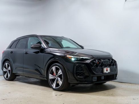 New 2026 Audi SQ5 Premium Plus AWD/4WD image 9