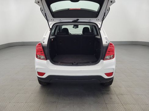 Used 2019 Chevrolet Trax LS image 29