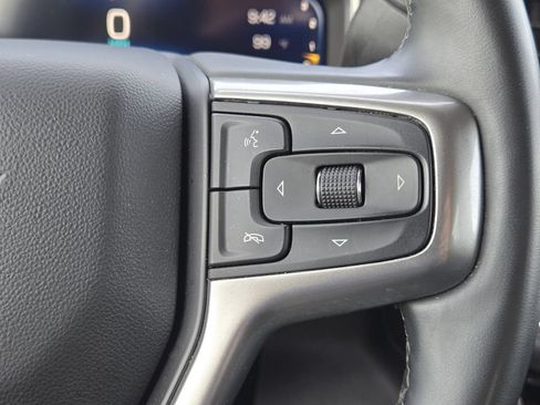 Used 2025 Chevrolet Silverado 1500 LT AWD/4WD image 30