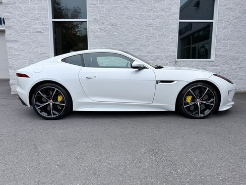 Used 2017 Jaguar F-TYPE R AWD/4WD image 32