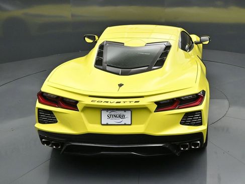 Used 2022 Chevrolet Corvette Stingray Coupe w/ 1LT RWD image 23