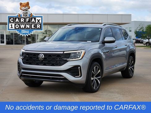 Used 2024 Volkswagen Atlas SEL Premium R-Line AWD/4WD image 3