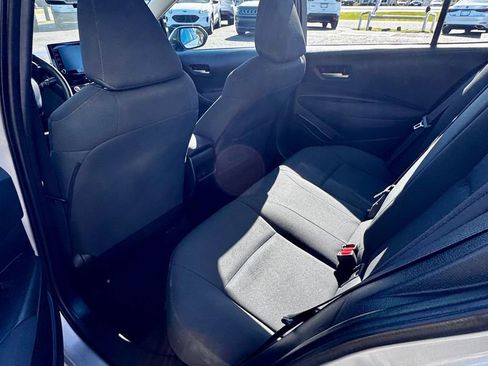 Used 2021 Toyota Corolla LE image 10