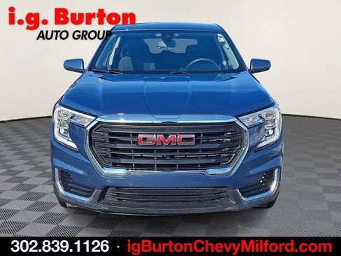 Certified 2024 GMC Terrain SLE image 2