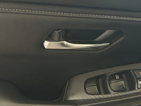 Used 2022 Nissan Sentra SV FWD image 15