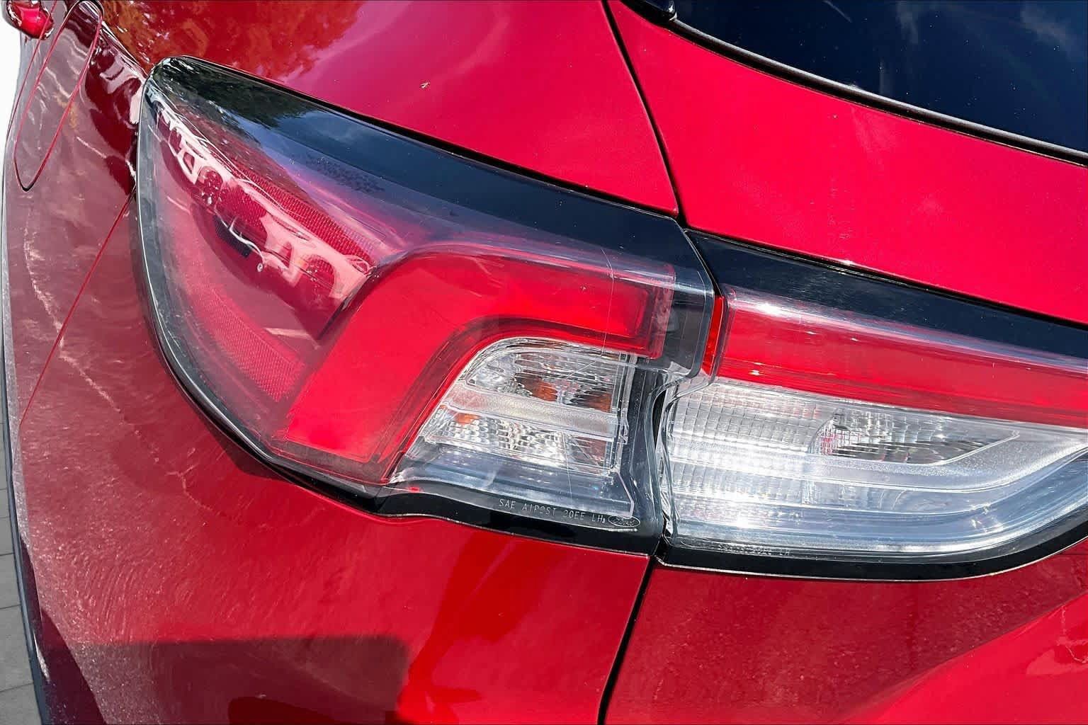 Used 2020 Ford Escape SEL FWD image 29