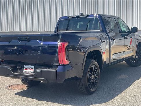 Used 2024 Toyota Tundra Limited AWD/4WD image 17
