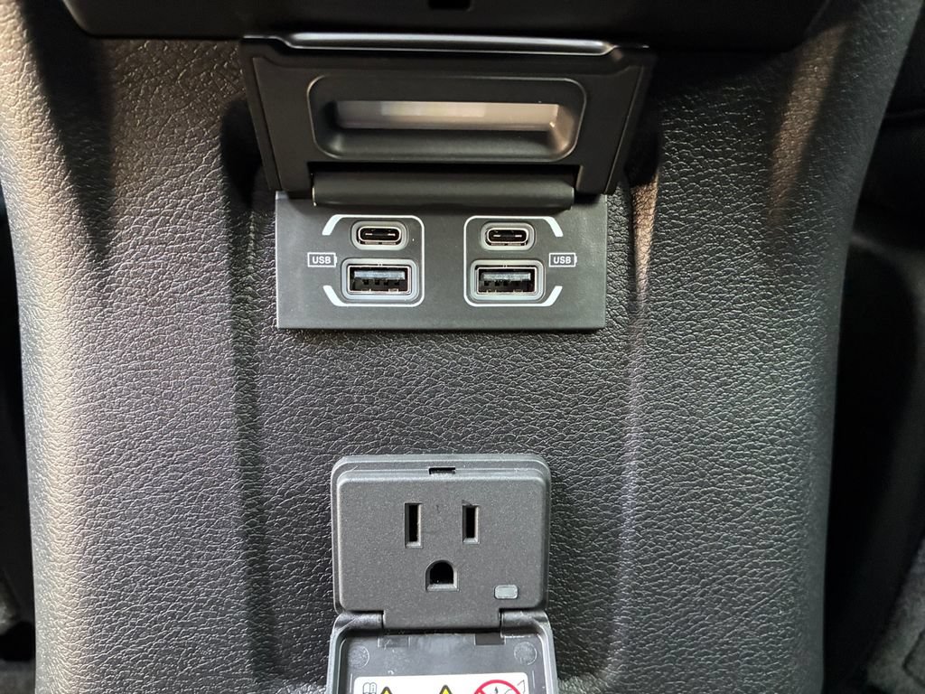 New 2026 Jeep Wrangler Unlimited Sahara AWD/4WD image 6