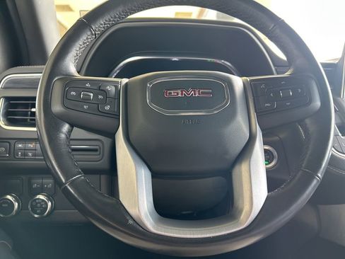 Used 2022 GMC Yukon SLT w/ SLT Premium Package RWD image 24