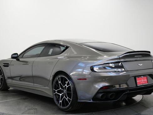 Used 2019 Aston Martin Rapide AMR image 7