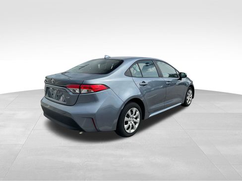 Used 2024 Toyota Corolla LE image 5