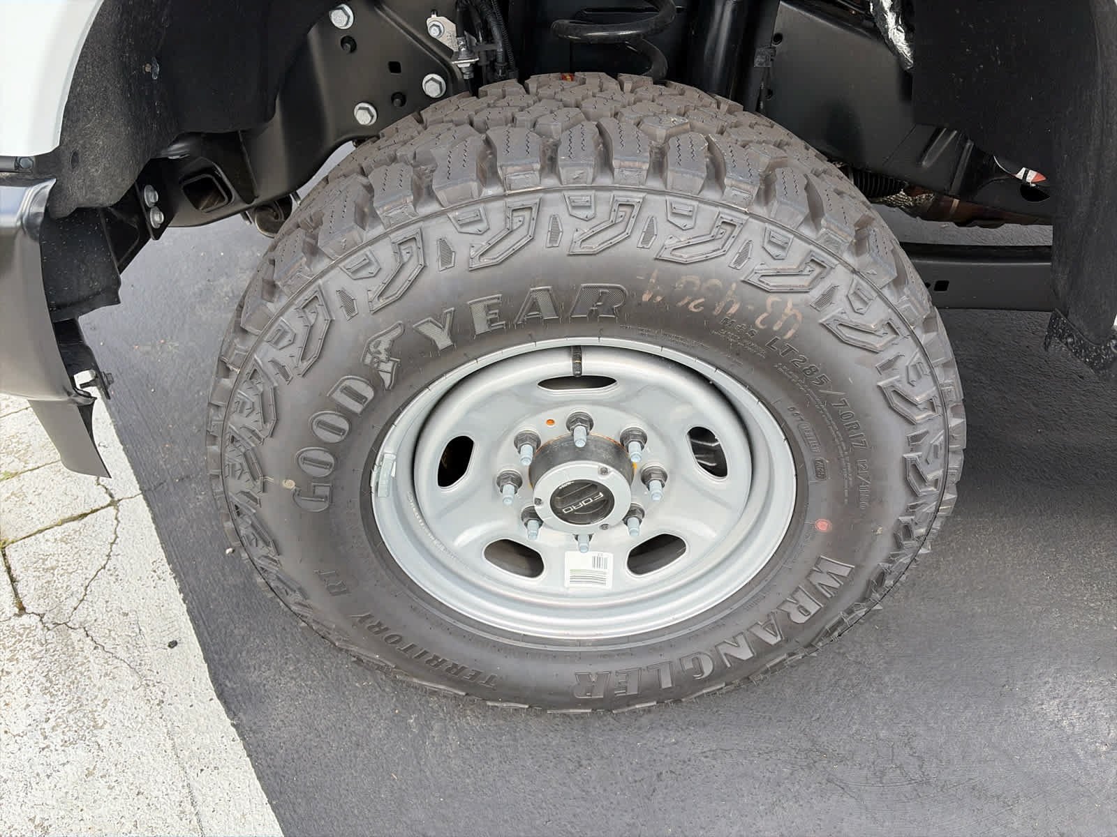 New 2026 Ford F250 XL w/ XL Off-Road Package AWD/4WD image 4