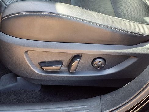 Used 2022 INFINITI QX50 Luxe w/ Appearance Package image 21