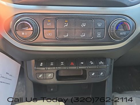 Used 2021 Chevrolet Colorado ZR2 AWD/4WD image 15
