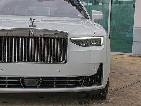 New 2025 Rolls-Royce Ghost Black Badge image 7