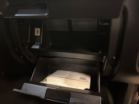 Used 2016 Chevrolet Silverado 1500 LT w/ All Star Edition image 38