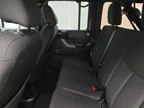 Used 2018 Jeep Wrangler Unlimited Sport image 18