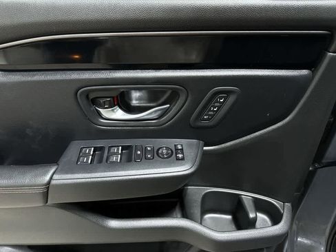 Used 2024 Honda Pilot TrailSport image 23