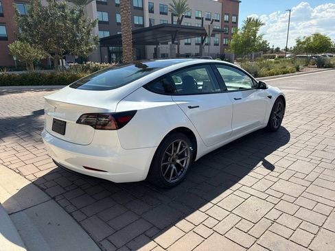 Used 2023 Tesla Model 3 Standard Range RWD image 3