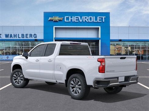 New 2026 Chevrolet Silverado 1500 LT image 3