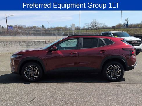 Certified 2025 Chevrolet Trax LT image 6