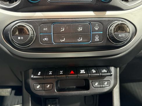 Certified 2020 Chevrolet Colorado ZR2 AWD/4WD image 18