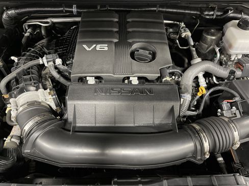 Used 2023 Nissan Frontier PRO-4X w/ Pro Convenience Package image 17