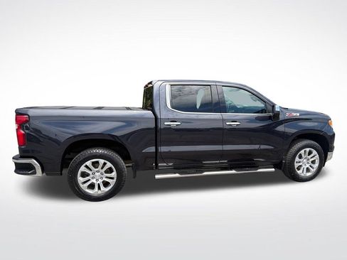 Used 2024 Chevrolet Silverado 1500 LTZ AWD/4WD image 8
