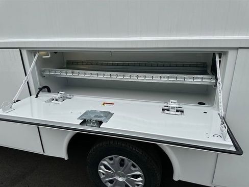 New 2025 Ford Transit 350 w/ Interior Upgrade Package image 9