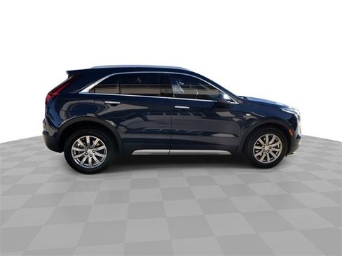 Used 2020 Cadillac XT4 Premium Luxury image 16