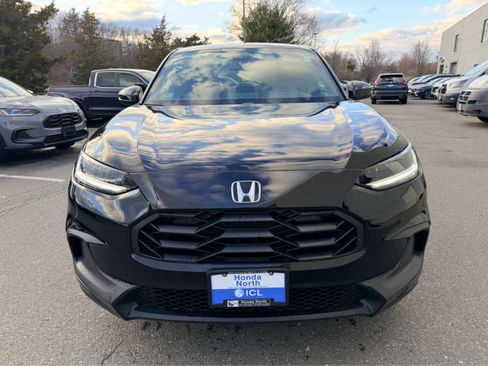 Used 2025 Honda HR-V Sport image 1