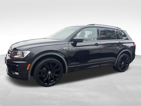 Used 2020 Volkswagen Tiguan SE R-Line w/ 3rd Row Seat Package image 12