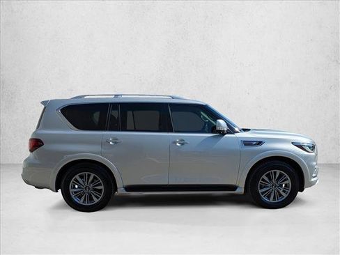 Used 2021 INFINITI QX80 Luxe image 4