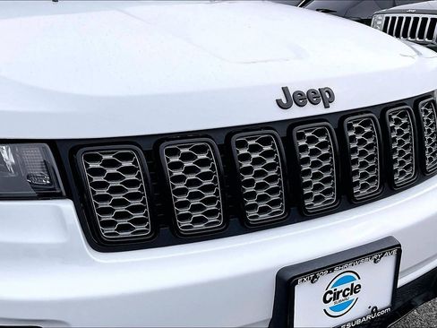 Used 2021 Jeep Grand Cherokee Laredo X image 26