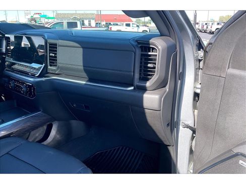 Used 2025 Chevrolet Silverado 3500 LTZ w/ Trail Boss Package AWD/4WD image 18