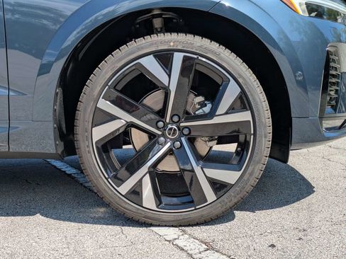 New 2026 Volvo XC60 B5 Ultra w/ Protection Package Premier AWD/4WD image 11